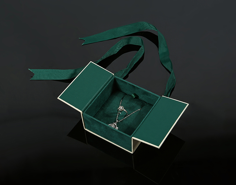 絲帶雙開(kāi)門(mén)飾品盒
